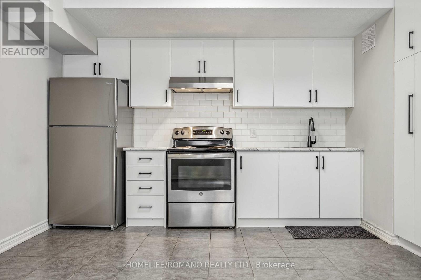 Basement - 34 Gianmarco Way, Vaughan, Ontario L6A 3J3 - Photo 7 - N13468072