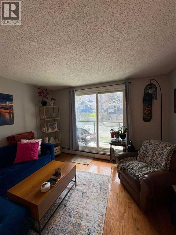 201, 1808 18 Street SW, Calgary, Alberta  T2T 4T2 - Photo 2 - A2314378
