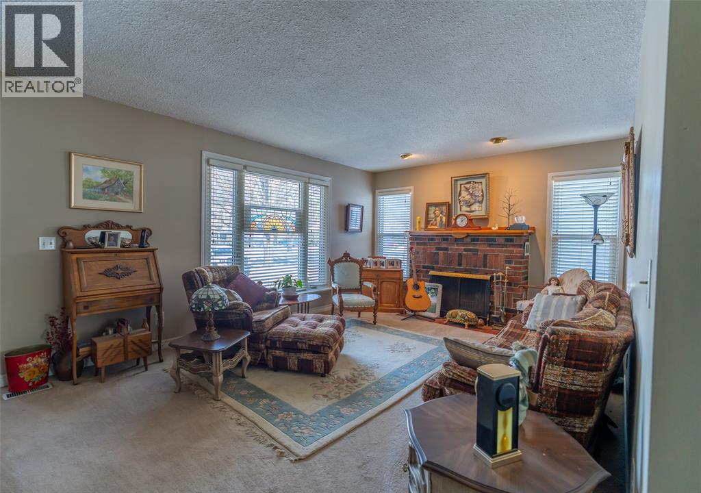 465 Sydenham Line, Dresden photo 20