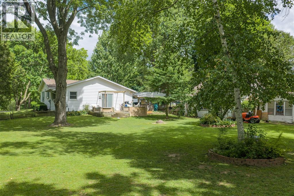 465 Sydenham Line, Dresden photo 17