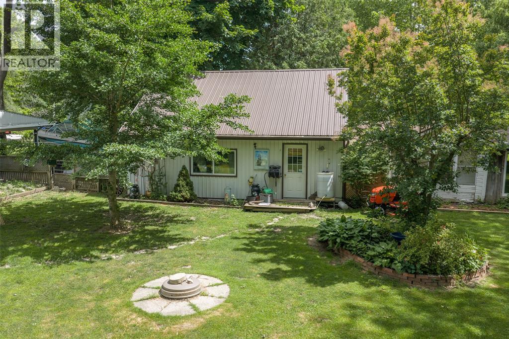 465 Sydenham Line, Dresden photo 14