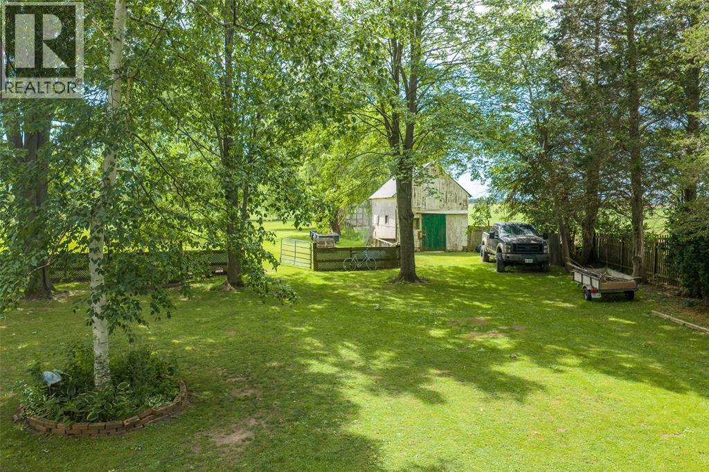 465 Sydenham Line, Dresden photo 12