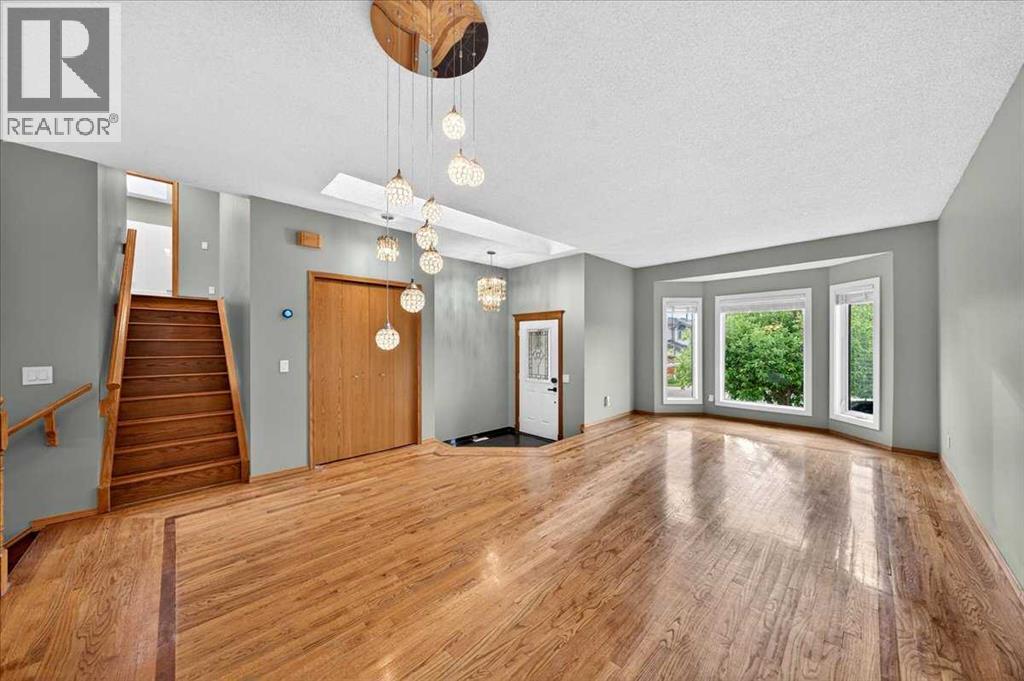 86 Douglas Woods Close SE, Calgary, Alberta  T2Z 1Z5 - Photo 2 - A2320819