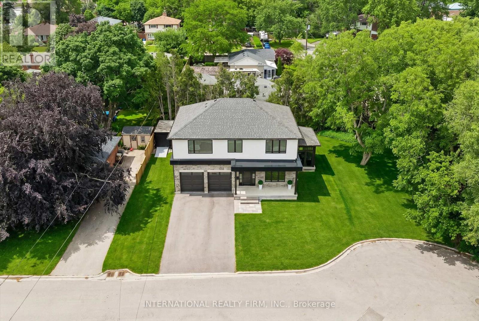 2423 Raymore Drive, Burlington, Ontario  L7R 2B4 - Photo 38 - W13468020