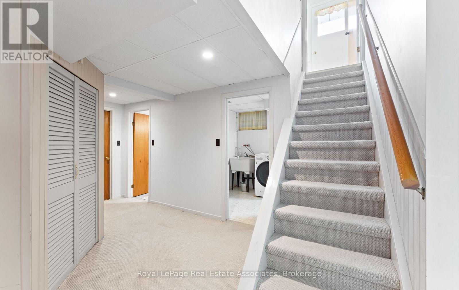 3071 Ballydown Crescent, Mississauga, Ontario L5C 2C7 - Photo 25 - W13468044