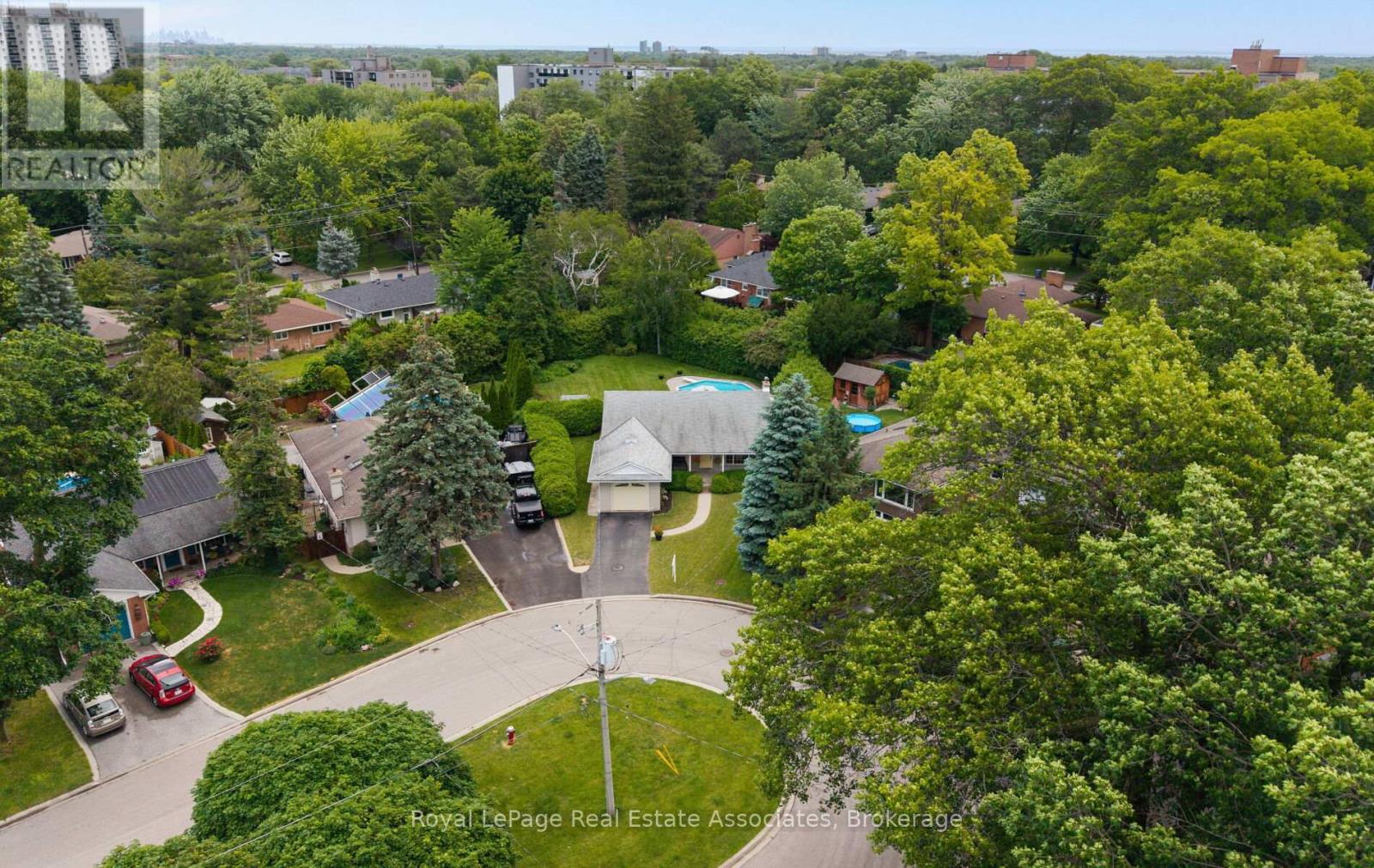 3071 Ballydown Crescent, Mississauga, Ontario L5C 2C7 - Photo 38 - W13468044