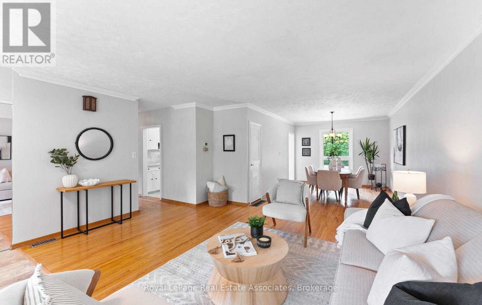 3071 Ballydown Crescent, Mississauga, Ontario L5C 2C7 - Photo 5 - W13468044