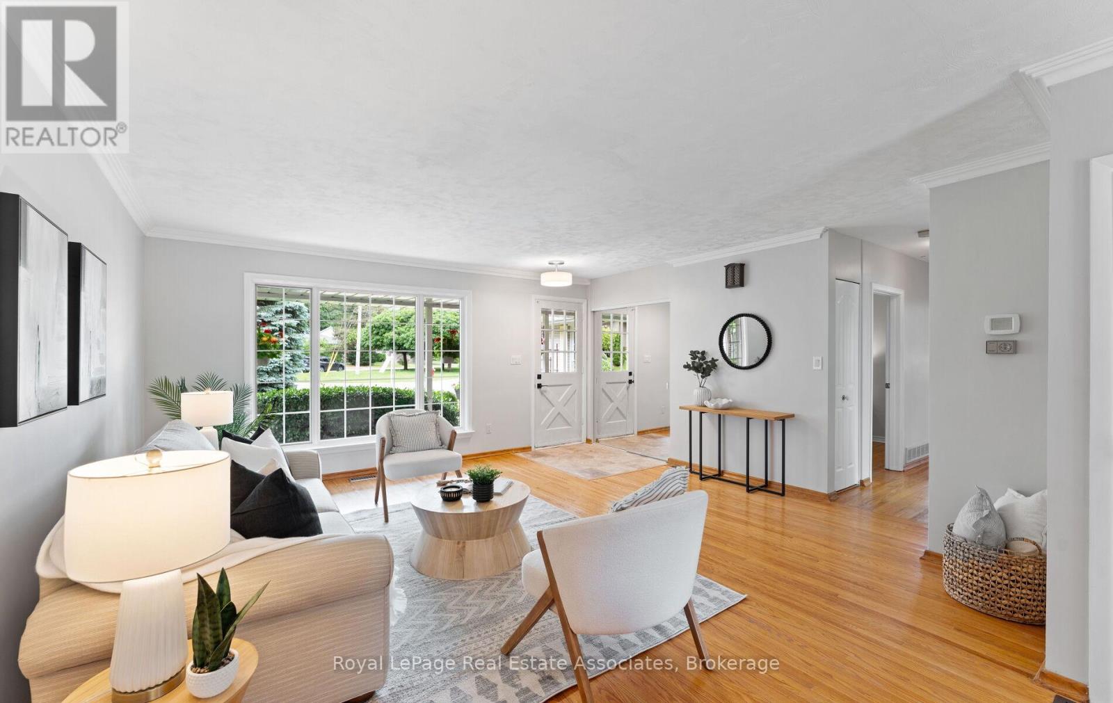 3071 Ballydown Crescent, Mississauga, Ontario L5C 2C7 - Photo 7 - W13468044