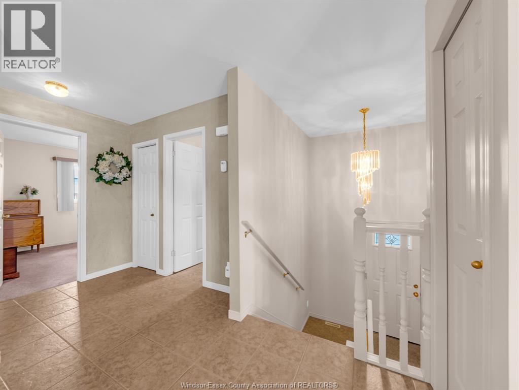 1836 Shepherd, Windsor, Ontario N8Y 1T5 - Photo 11 - 26014643