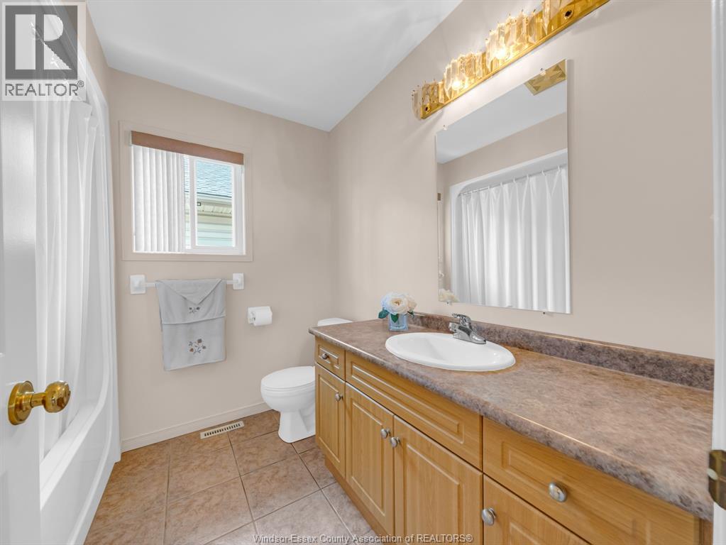 1836 Shepherd, Windsor, Ontario N8Y 1T5 - Photo 12 - 26014643