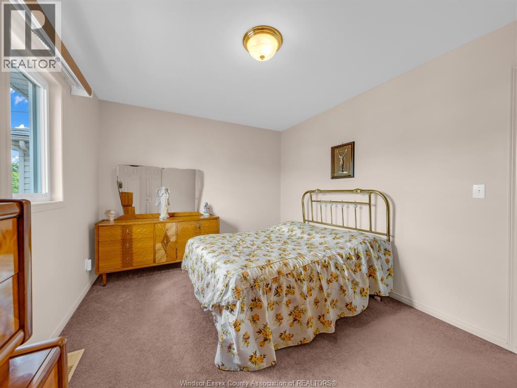1836 Shepherd, Windsor, Ontario N8Y 1T5 - Photo 13 - 26014643
