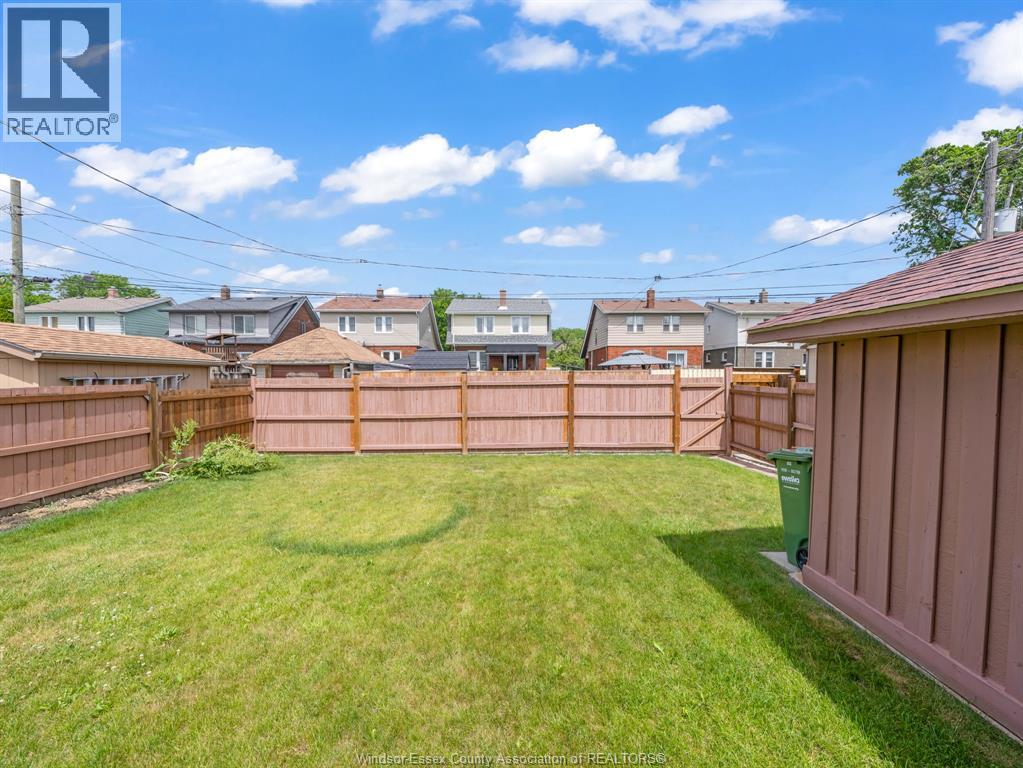 1836 Shepherd, Windsor, Ontario N8Y 1T5 - Photo 4 - 26014643