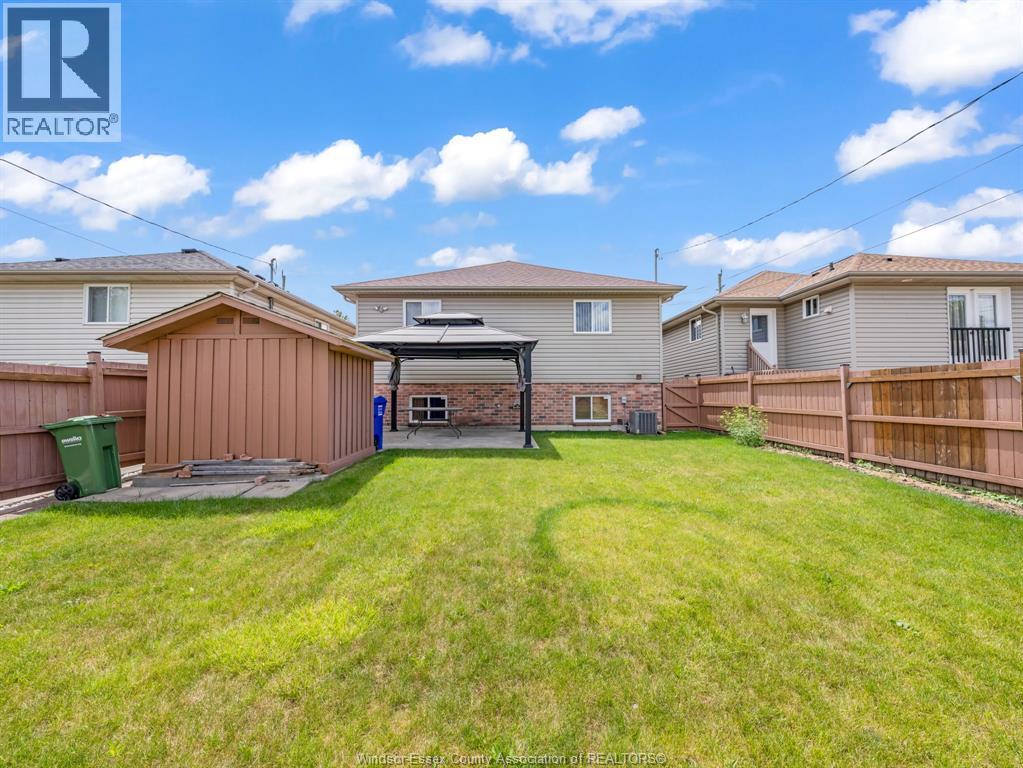 1836 Shepherd, Windsor, Ontario N8Y 1T5 - Photo 6 - 26014643