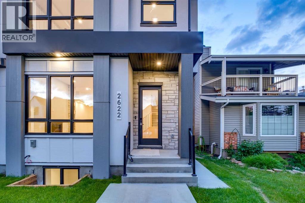 2622 30 Street Sw, Calgary, Alberta  T3E 2M2 - Photo 3 - A2311606