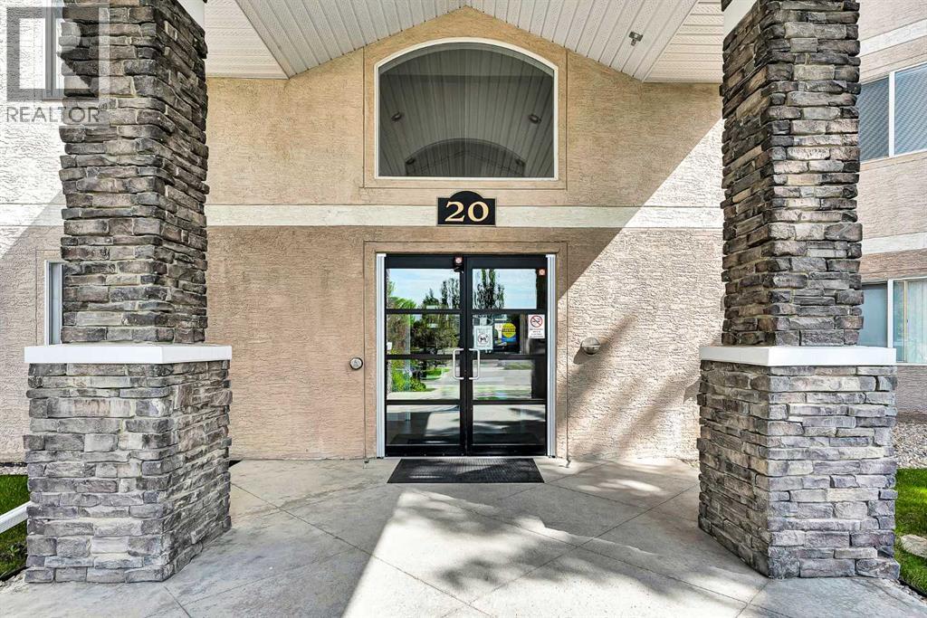 106, 20 Country Hills View Nw, Calgary, Alberta  T3K 5A3 - Photo 2 - A2321237