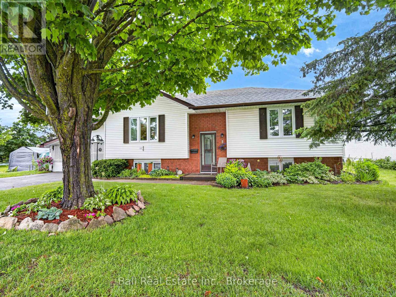 3 ST JAMES STREET, Kawartha Lakes, Ontario