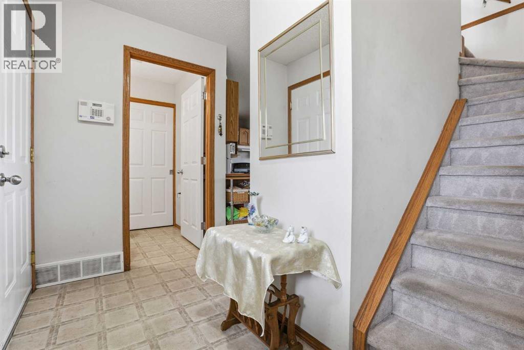 133 Taracove Place Ne, Calgary, Alberta  T3J 4R4 - Photo 6 - A2322368