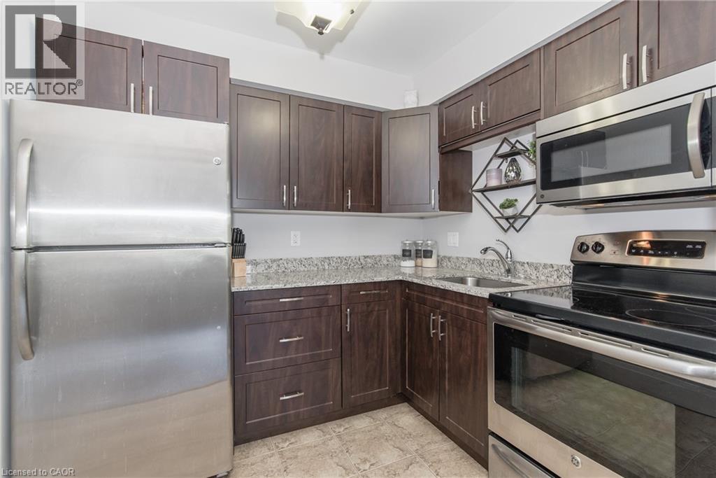 271 Eiwo Court Unit# 304, Waterloo, Ontario  N2K 2M8 - Photo 8 - 40840515