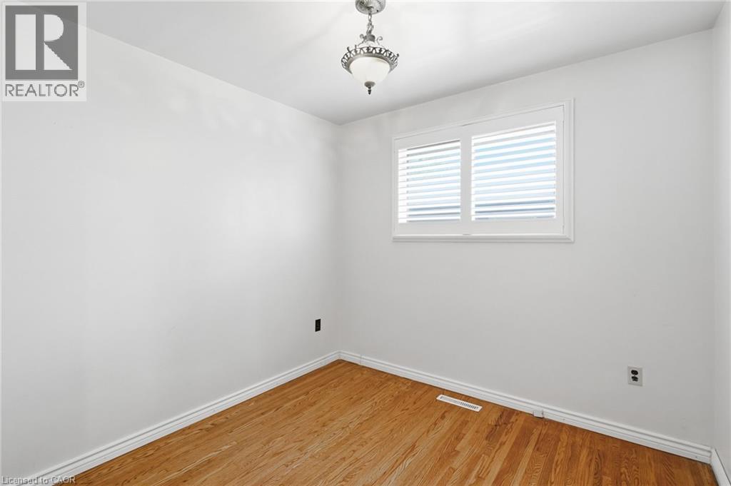 31 Sycamore Street, Hamilton, Ontario  L8T 3N6 - Photo 16 - 40839924