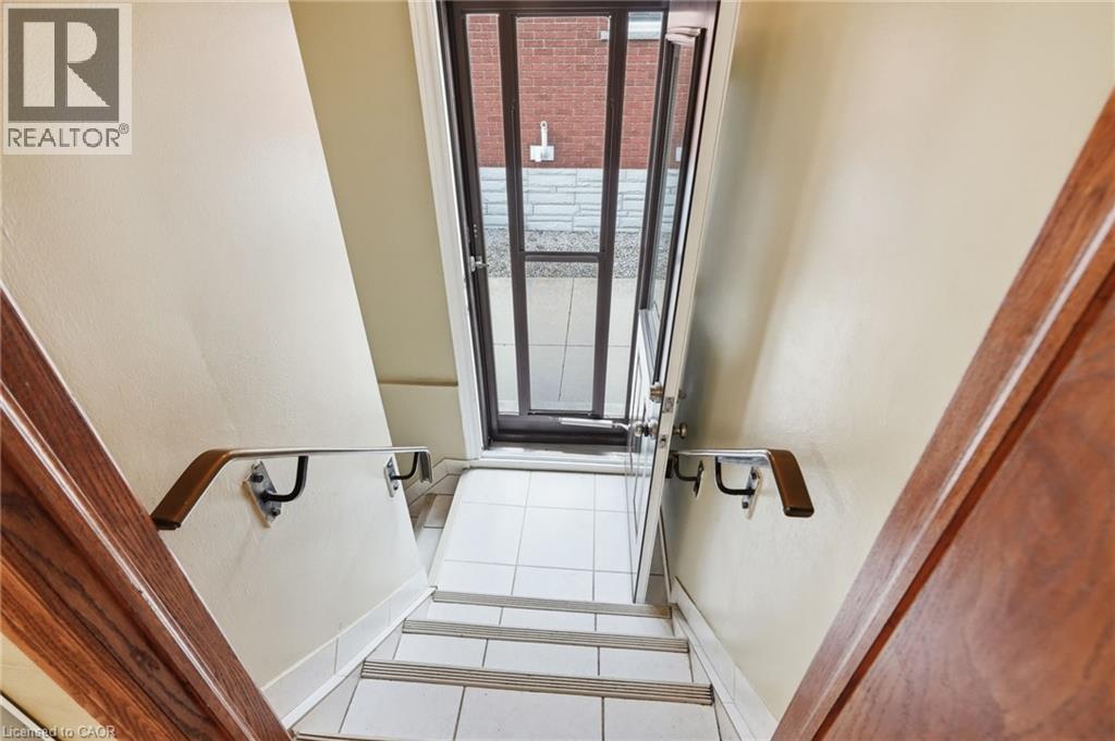 31 Sycamore Street, Hamilton, Ontario  L8T 3N6 - Photo 24 - 40839924