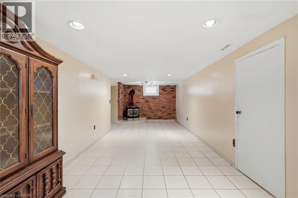 31 Sycamore Street, Hamilton, Ontario  L8T 3N6 - Photo 28 - 40839924