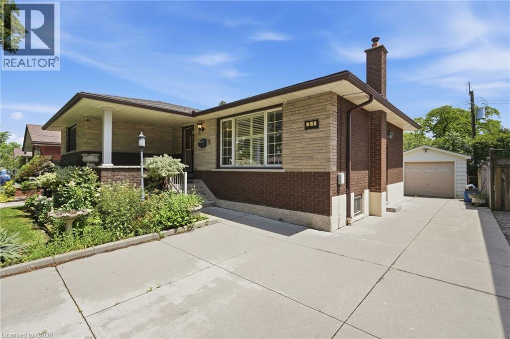 31 Sycamore Street, Hamilton, Ontario  L8T 3N6 - Photo 3 - 40839924
