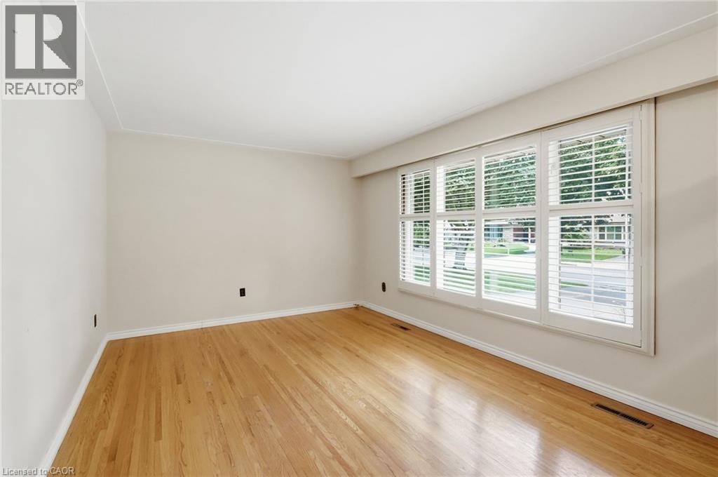 31 Sycamore Street, Hamilton, Ontario  L8T 3N6 - Photo 6 - 40839924