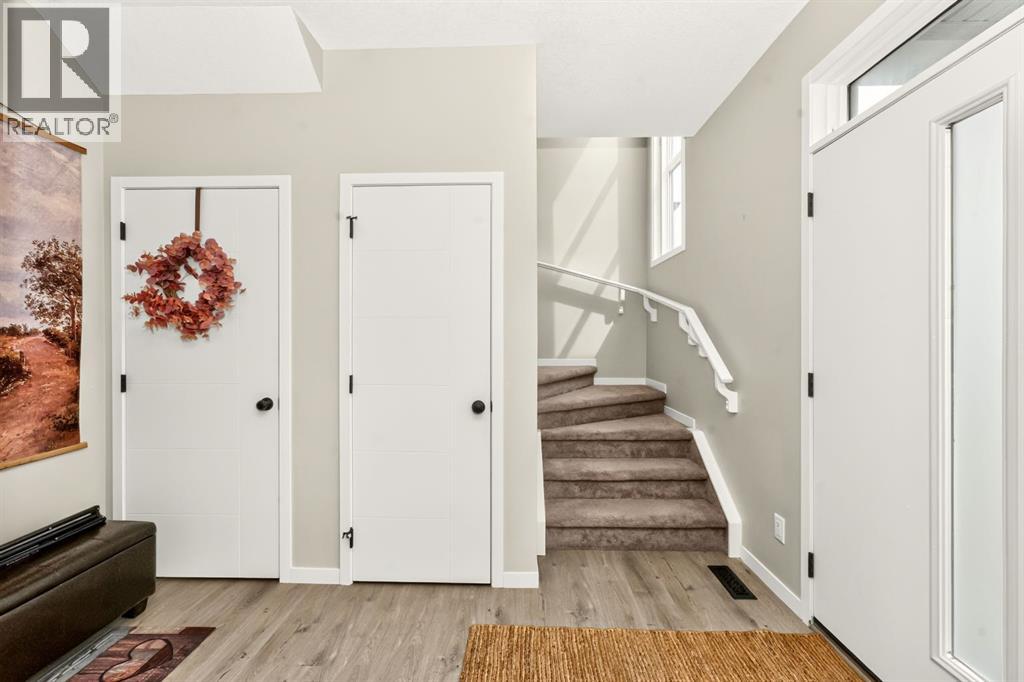 23 Lucas Boulevard NW, Calgary, Alberta T3P 1H9 - Photo 4 - A2321208
