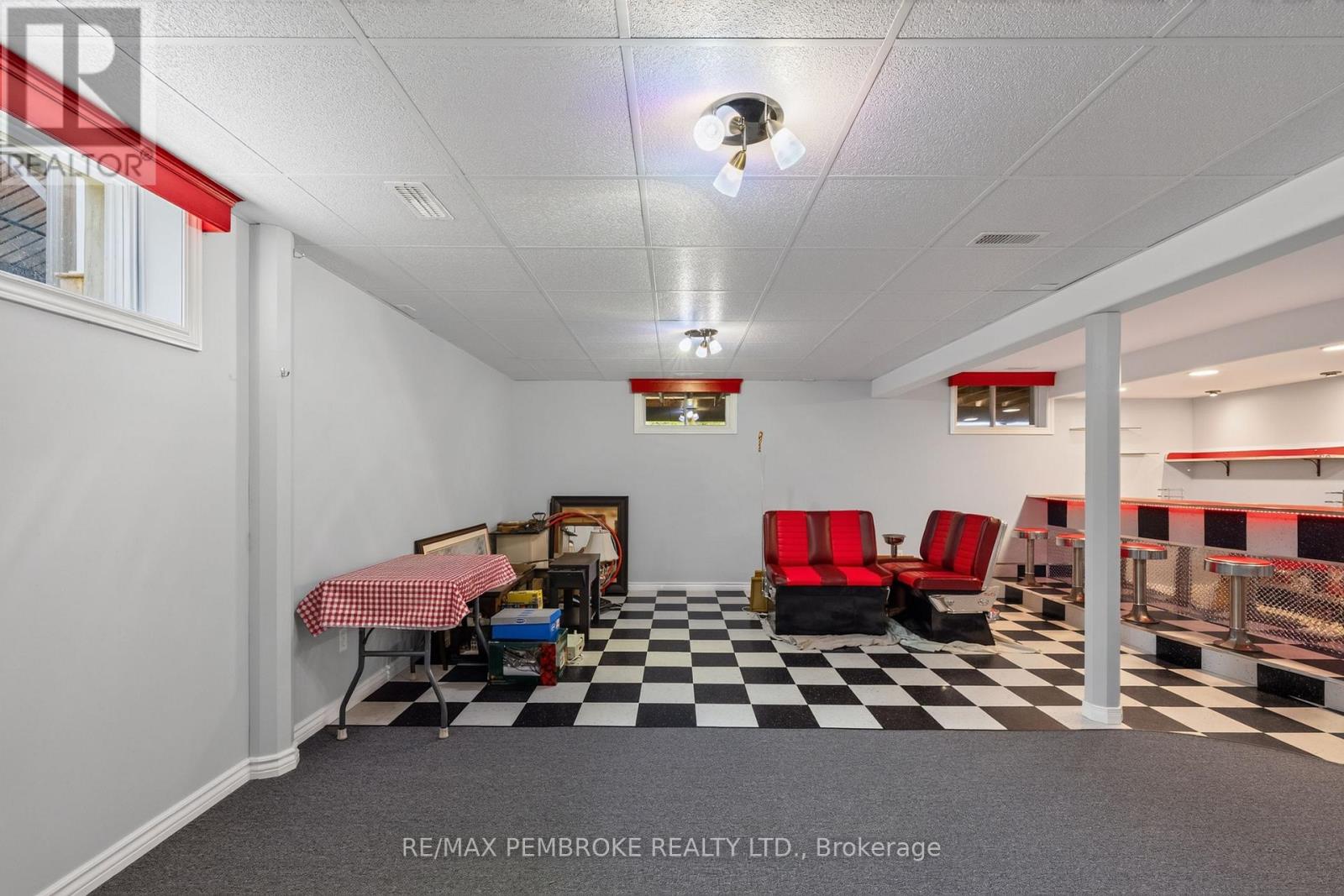 246 Black Bay Road, Petawawa, Ontario  K8H 2W8 - Photo 34 - X13468290