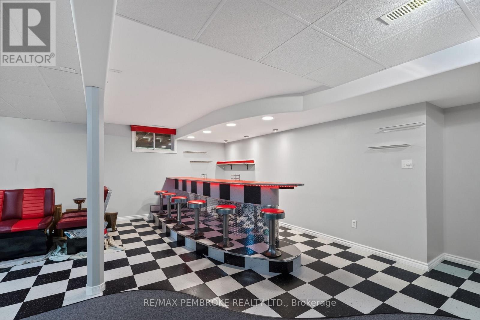 246 Black Bay Road, Petawawa, Ontario  K8H 2W8 - Photo 37 - X13468290
