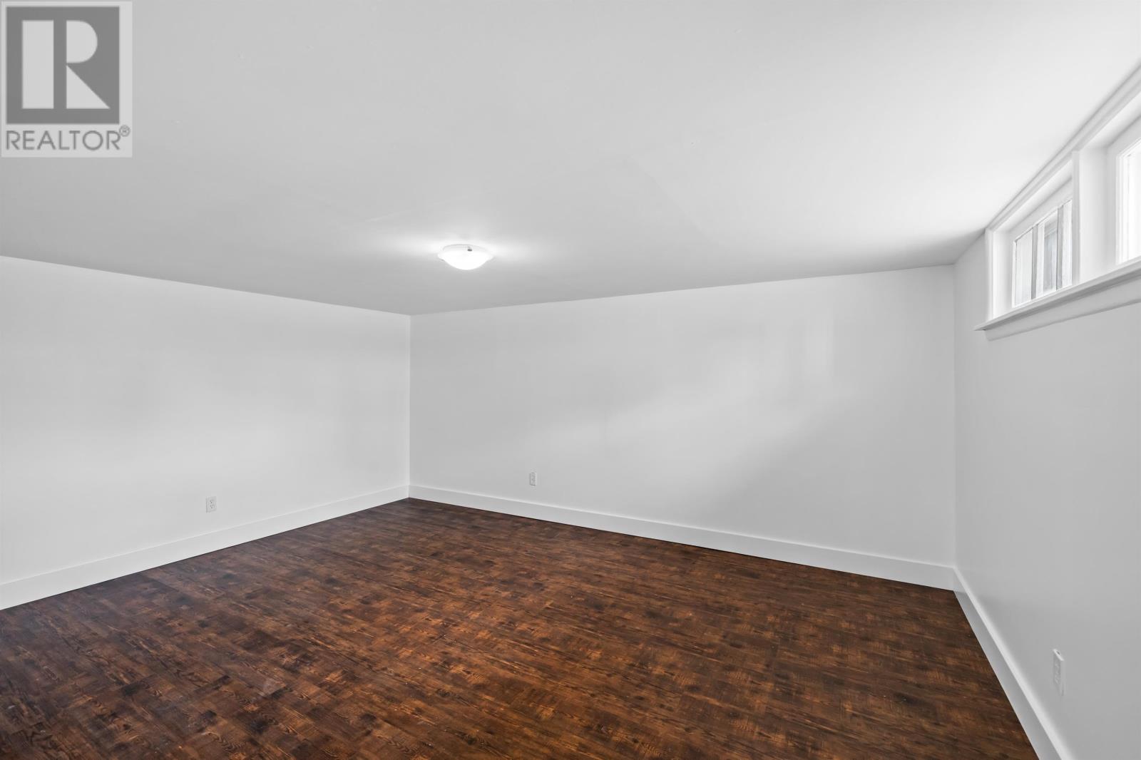 215 Maple Avenue, Summerside, Prince Edward Island  C1N 2H1 - Photo 39 - 202615046
