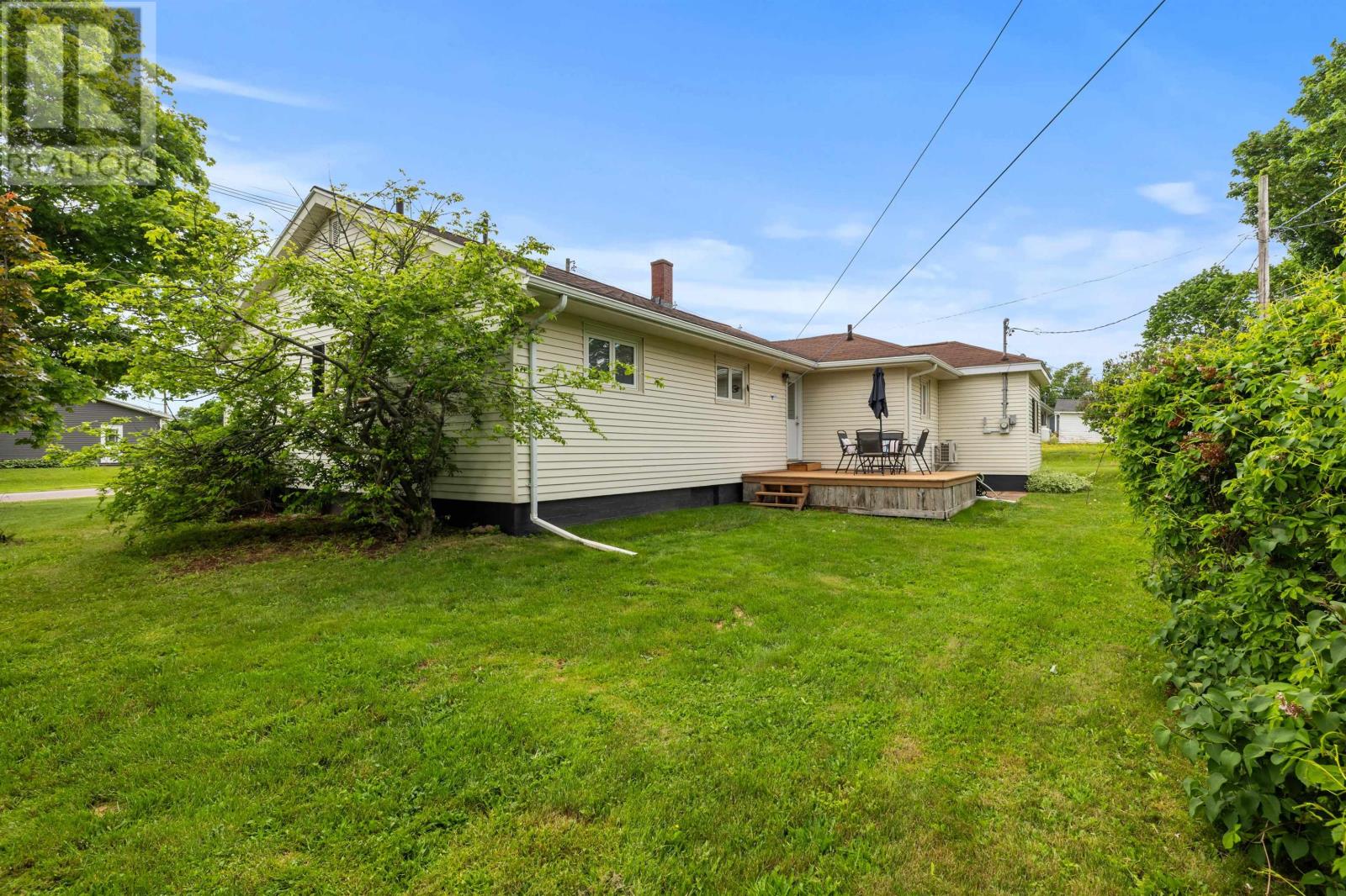 215 Maple Avenue, Summerside, Prince Edward Island  C1N 2H1 - Photo 5 - 202615046