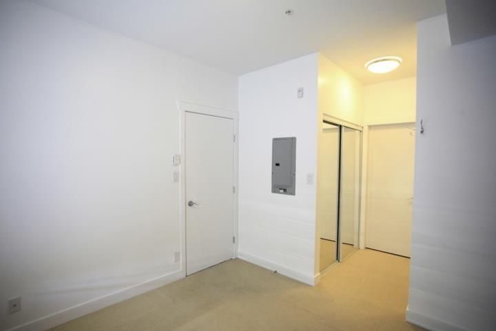 1xx 13468 King George Boulevard, Surrey, British Columbia  V3T 0H5 - Photo 10 - R3137876