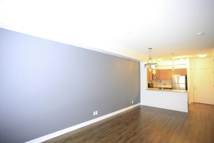 1xx 13468 King George Boulevard, Surrey, British Columbia  V3T 0H5 - Photo 5 - R3137876