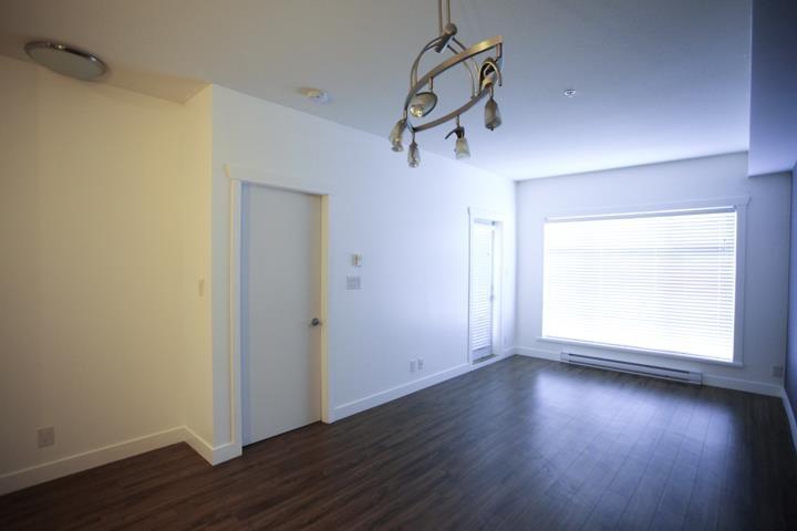 1xx 13468 King George Boulevard, Surrey, British Columbia  V3T 0H5 - Photo 6 - R3137876