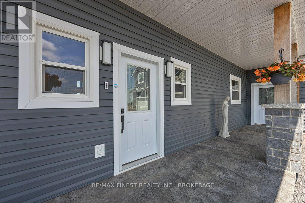 952 County Road 6, Loyalist, Ontario  K0H 2H0 - Photo 3 - X13468154