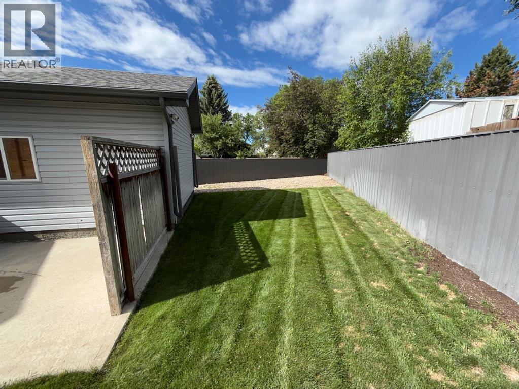 40 Micmac Court W, Lethbridge, Alberta  T1K 7P9 - Photo 11 - A2321798