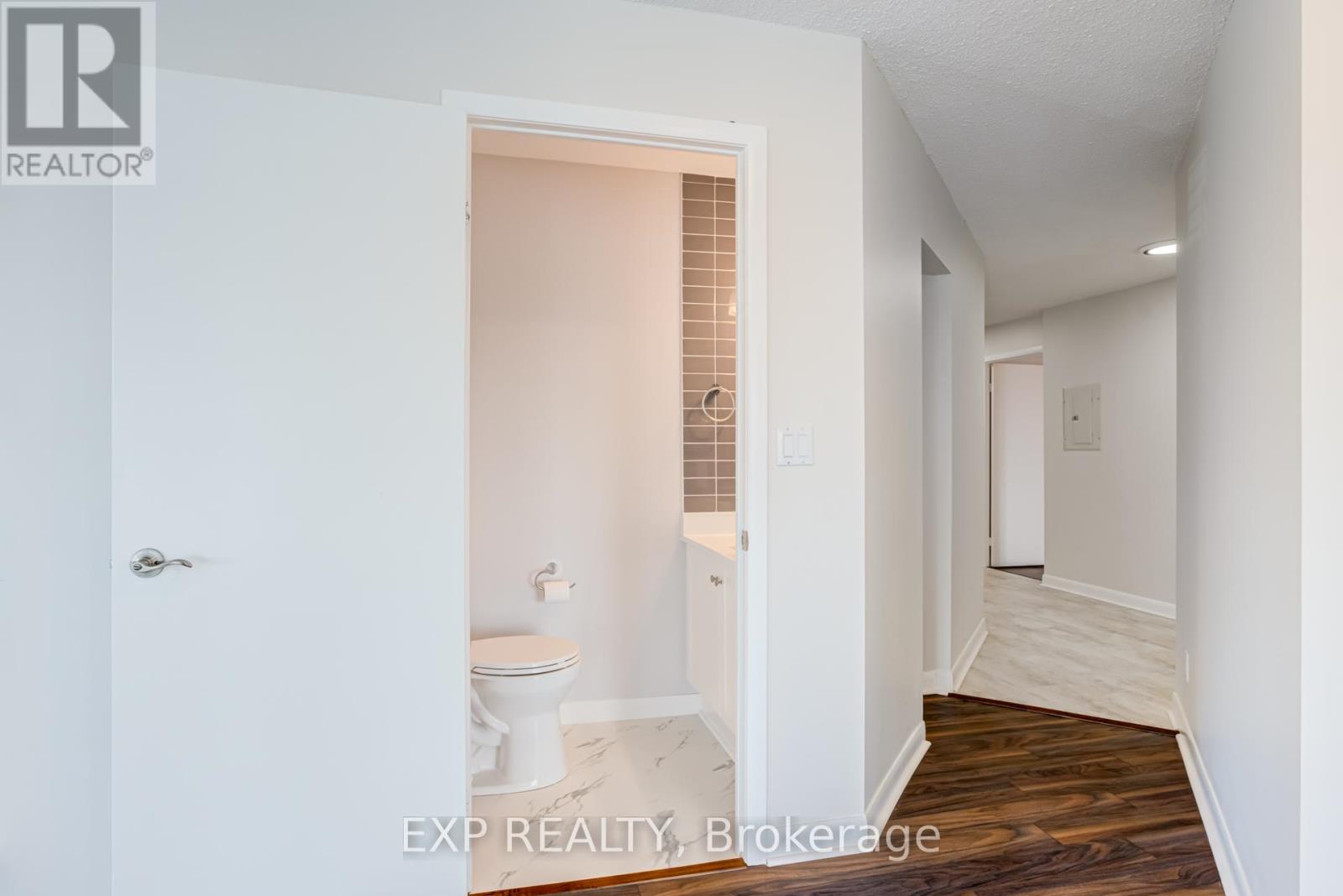 Ph09 - 210 Victoria Street, Toronto, Ontario  M5B 2R3 - Photo 39 - C13468182