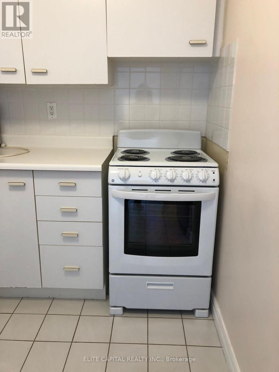 2210 - 1055 Bay Street, Toronto, Ontario M5S 3A3 - Photo 16 - C13468306