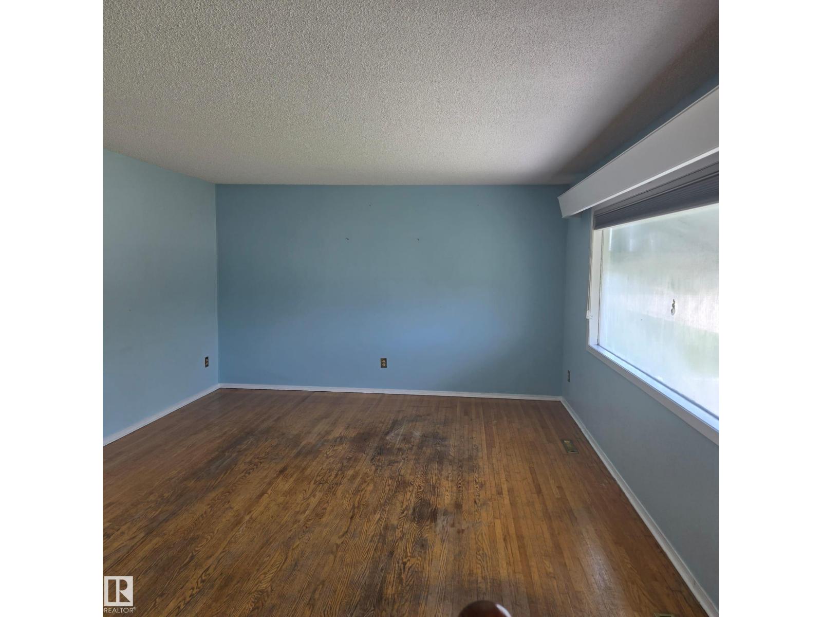 13007 79 St NW, Edmonton, Alberta T5C 1J4 - Photo 3 - E4494712
