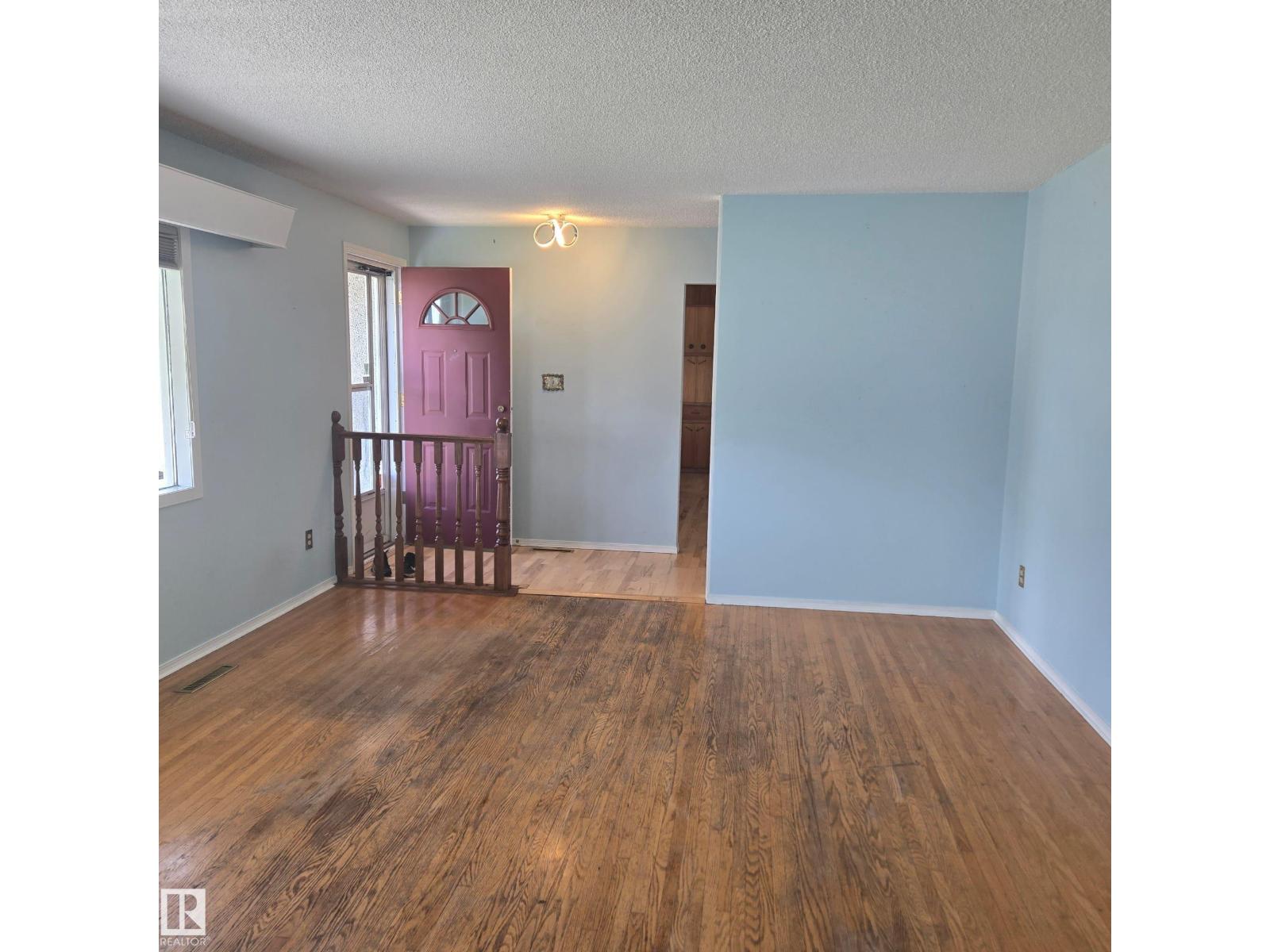 13007 79 St NW, Edmonton, Alberta T5C 1J4 - Photo 4 - E4494712