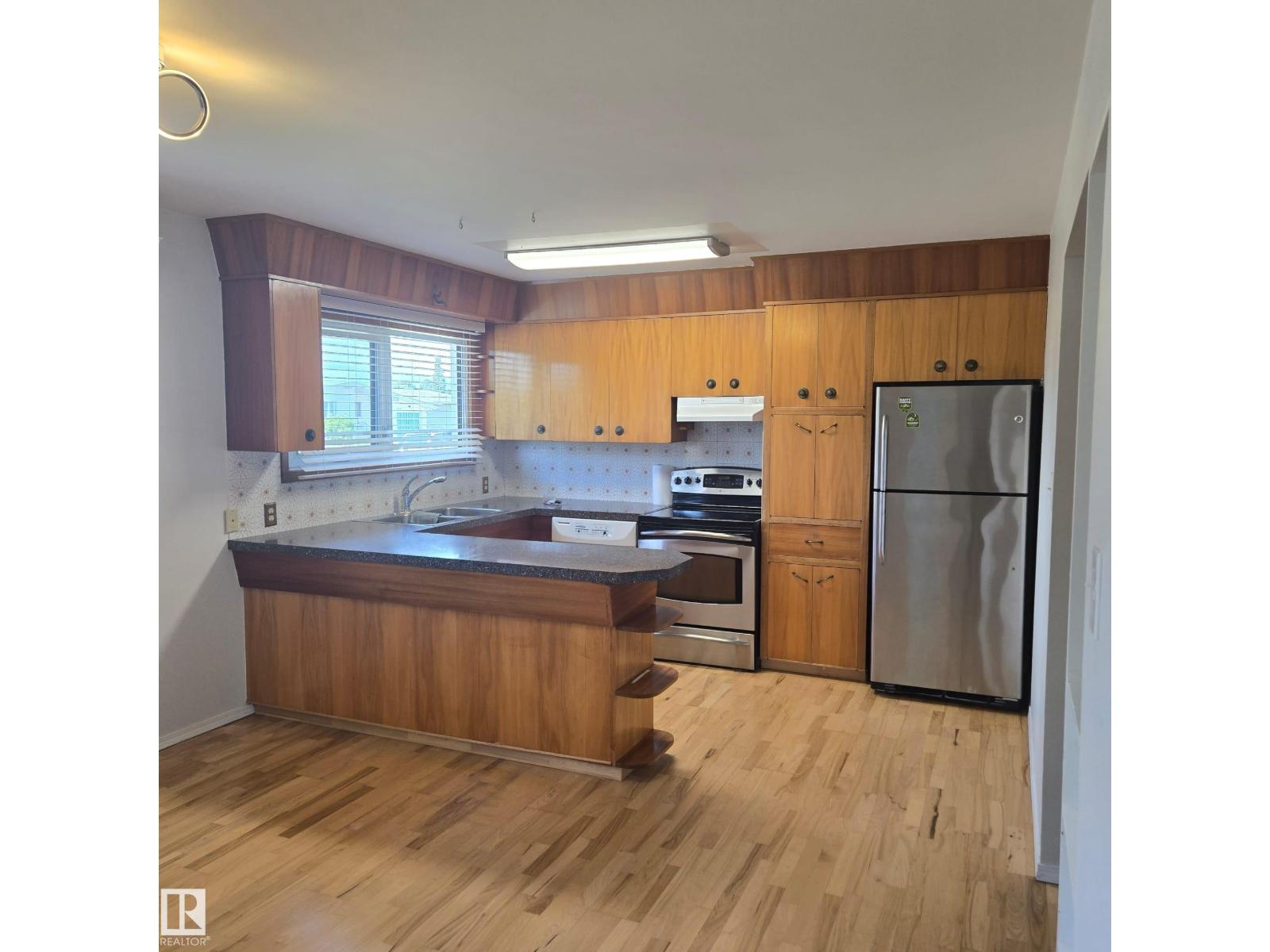 13007 79 St NW, Edmonton, Alberta T5C 1J4 - Photo 5 - E4494712