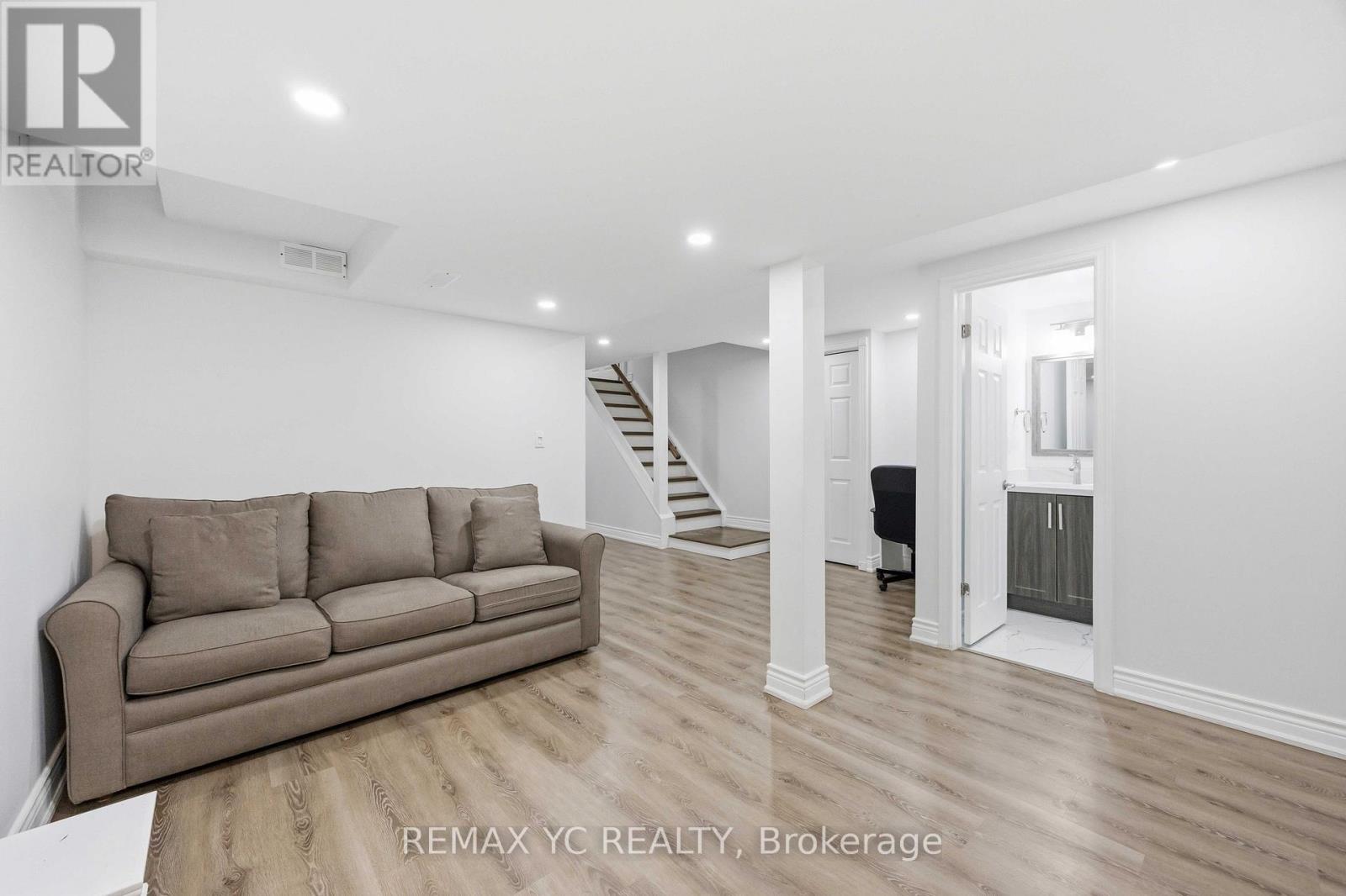 Bsmt - 140 Laramie Crescent, Vaughan (Patterson), Ontario  L6A 0R1 - Photo 4 - N13468114