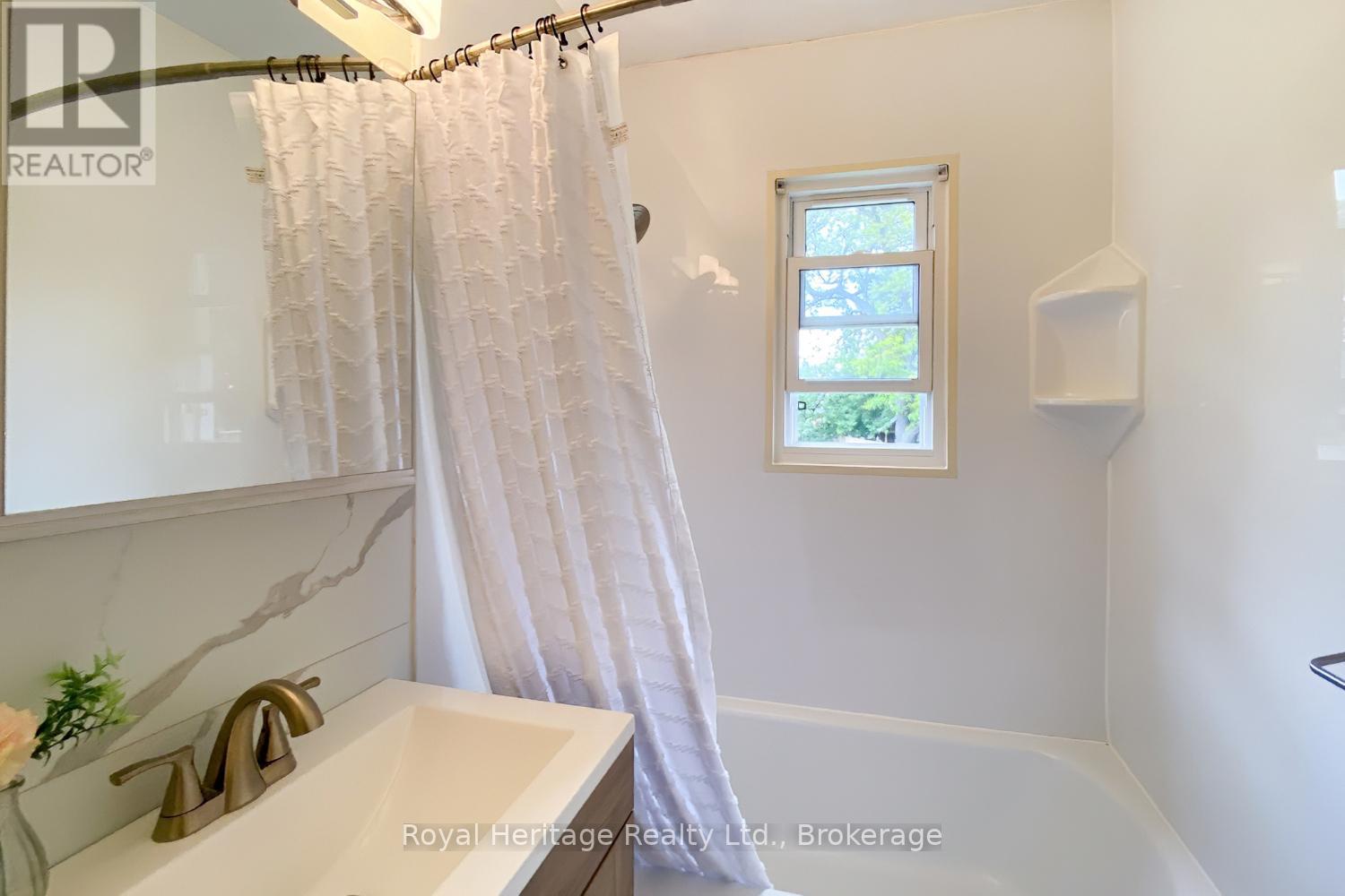 4 Jane Street, Clarington, Ontario  L1C 1G1 - Photo 22 - E13467754