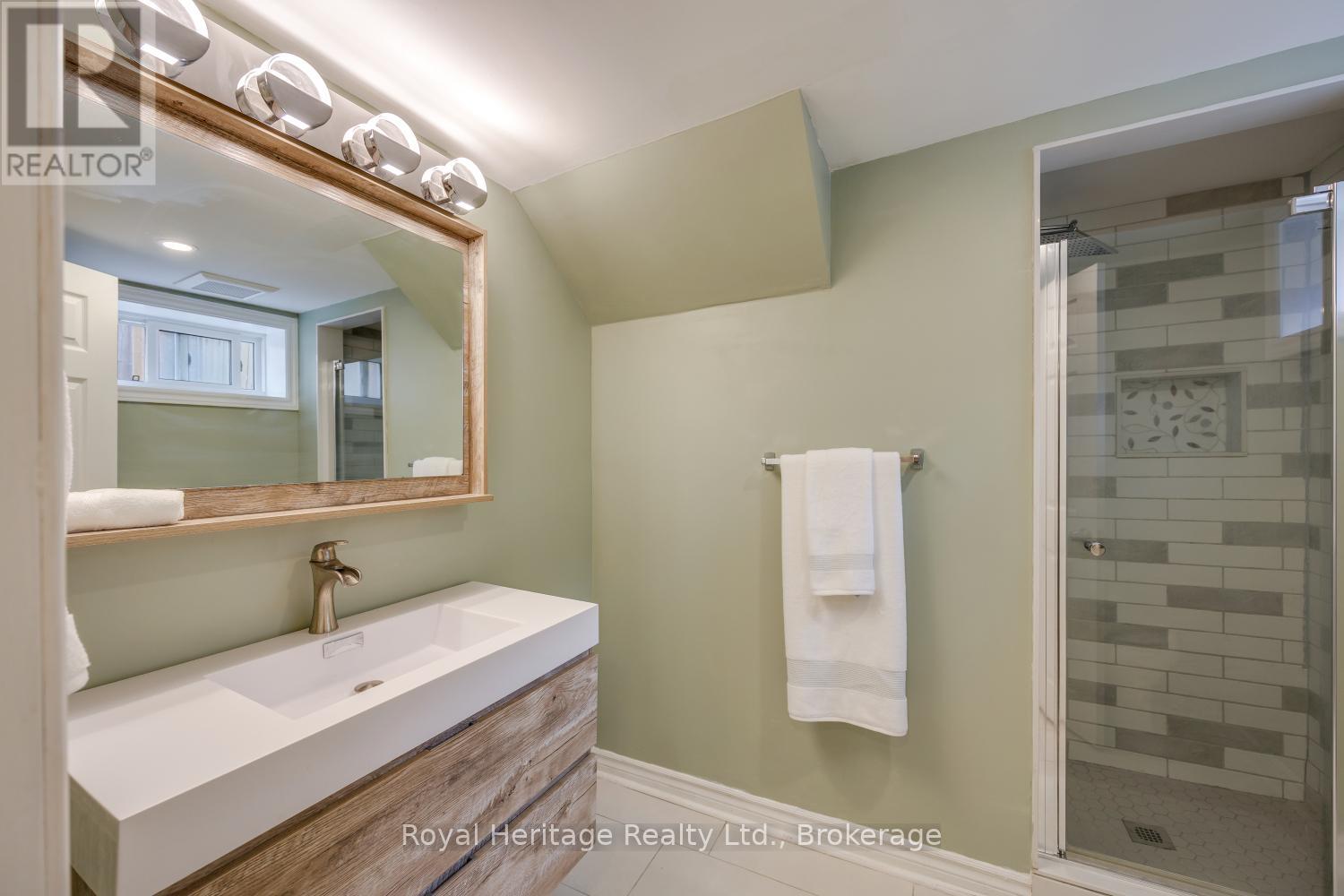4 Jane Street, Clarington, Ontario  L1C 1G1 - Photo 37 - E13467754