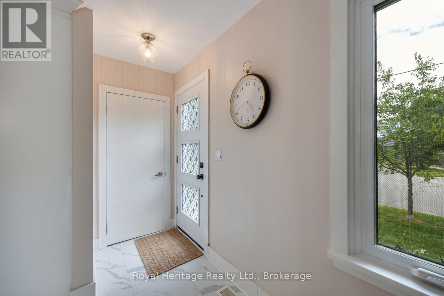 4 Jane Street, Clarington, Ontario  L1C 1G1 - Photo 5 - E13467754