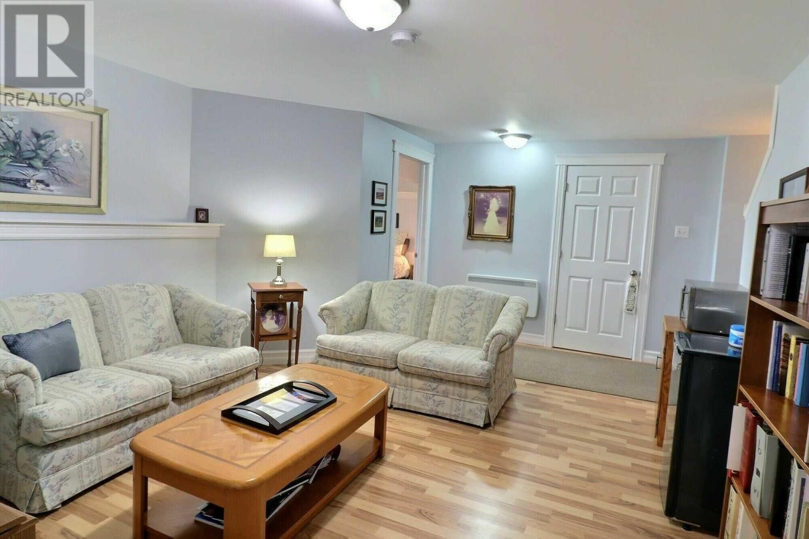22 Gordon Gay Drive, Stratford, Prince Edward Island  C1B 0E8 - Photo 20 - 202615044