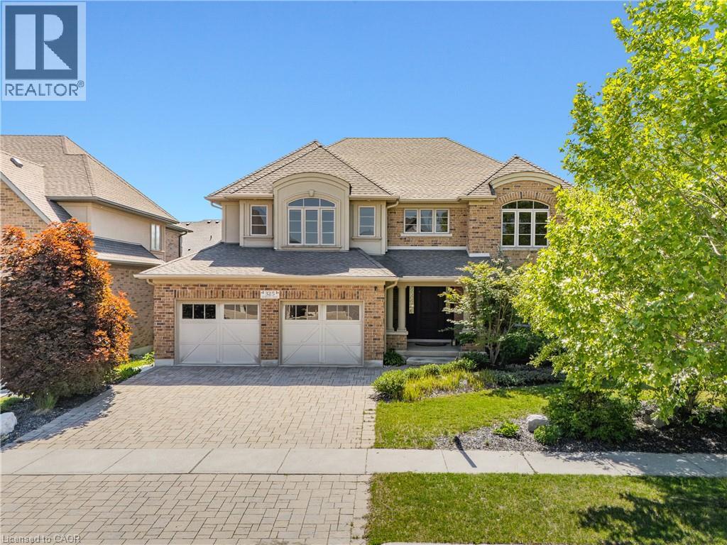 325 Deerfoot Trail, Waterloo, Ontario  N2K 0B4 - Photo 1 - 40841146