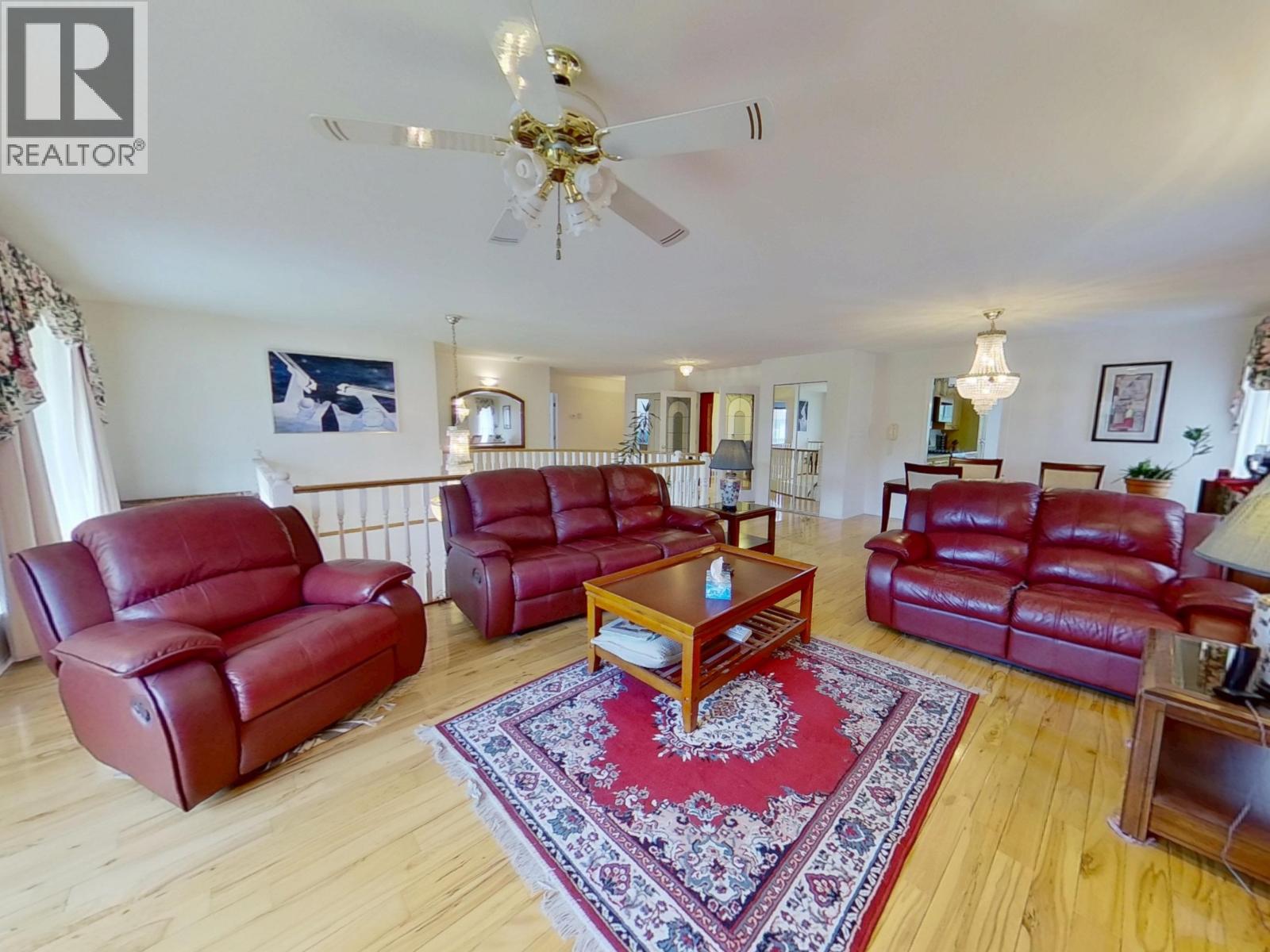 856 Rolph Street, Quesnel, British Columbia  V2J 3M1 - Photo 2 - R3136766