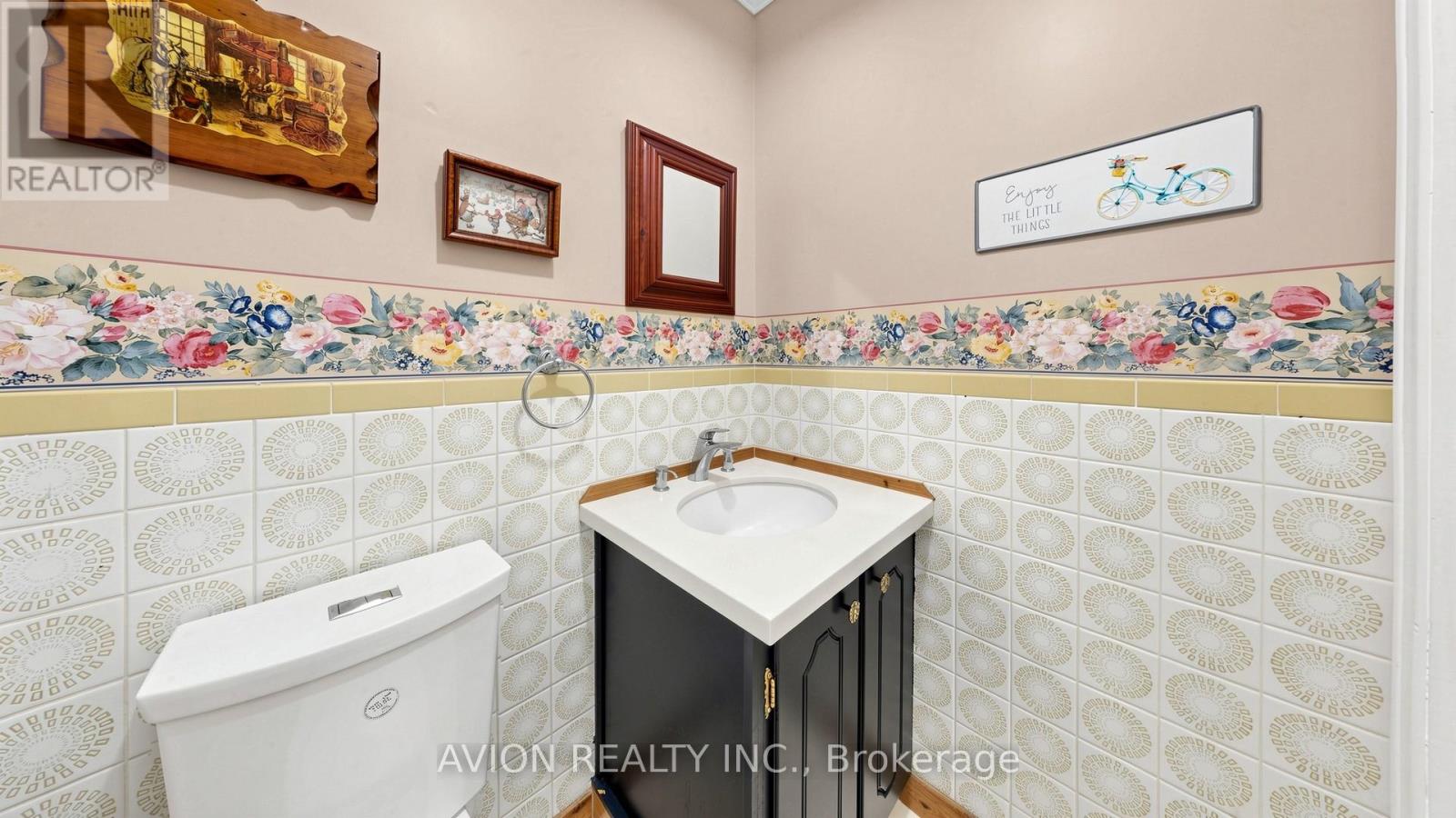 1423 Malibou Terrace, Mississauga, Ontario  L5J 4B9 - Photo 17 - W13468094